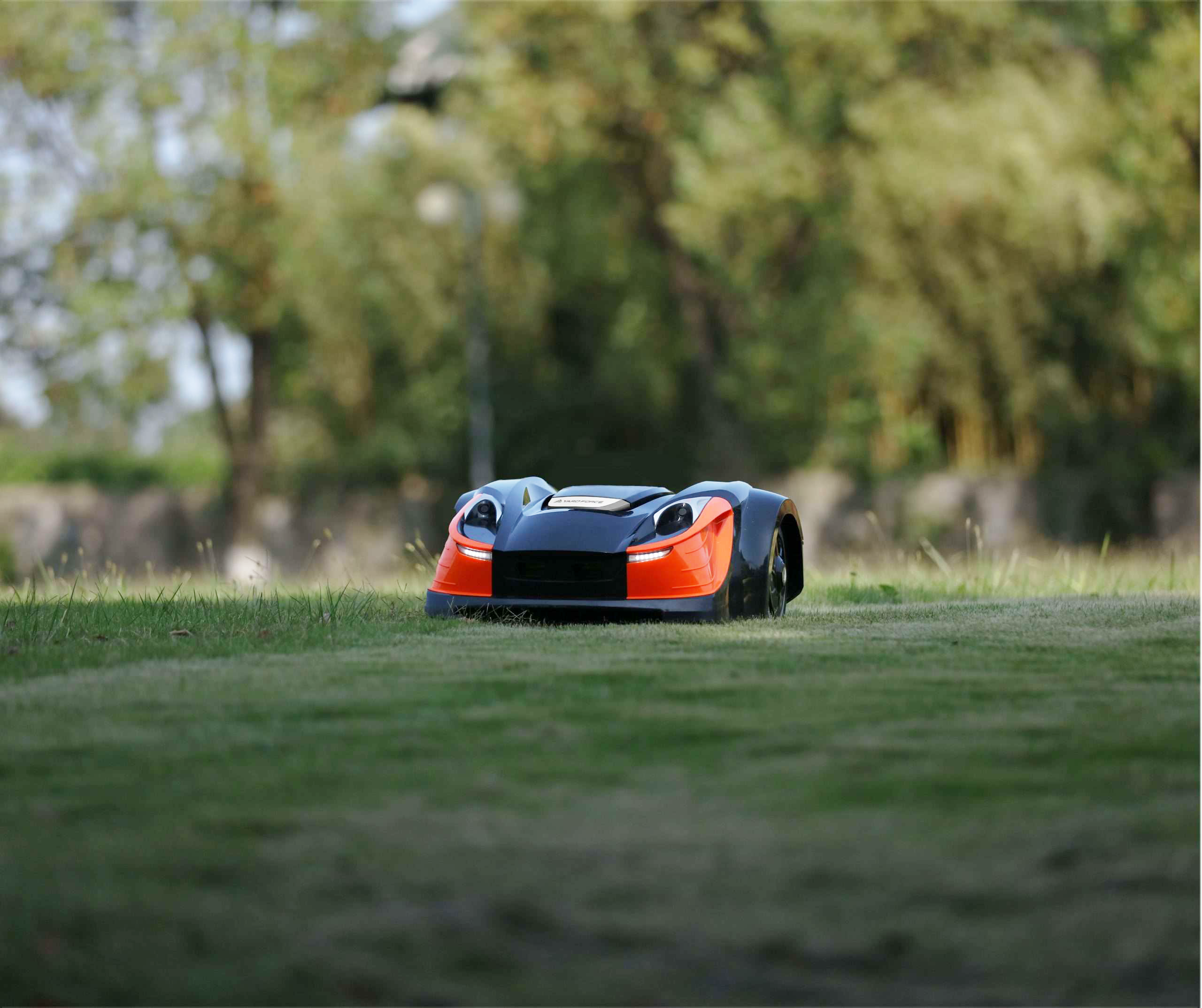 robotic lawnmowers Yard Force Robot Mower