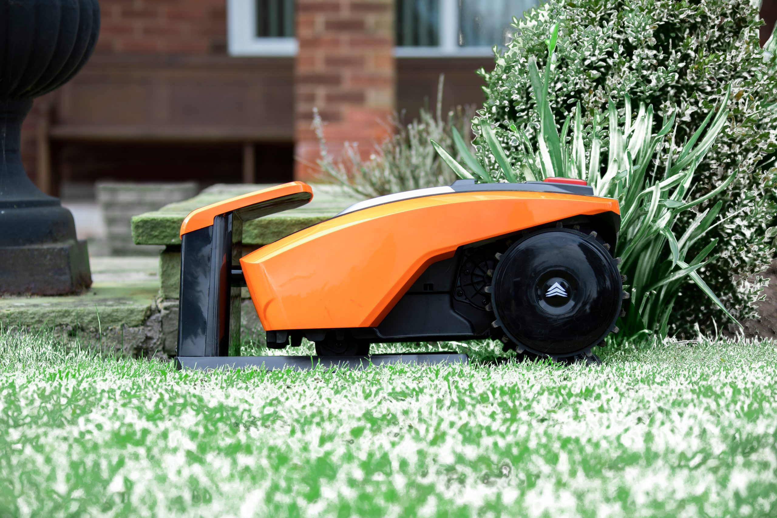 MicrosoftTeams-image (11) Yard Force Robot Mower